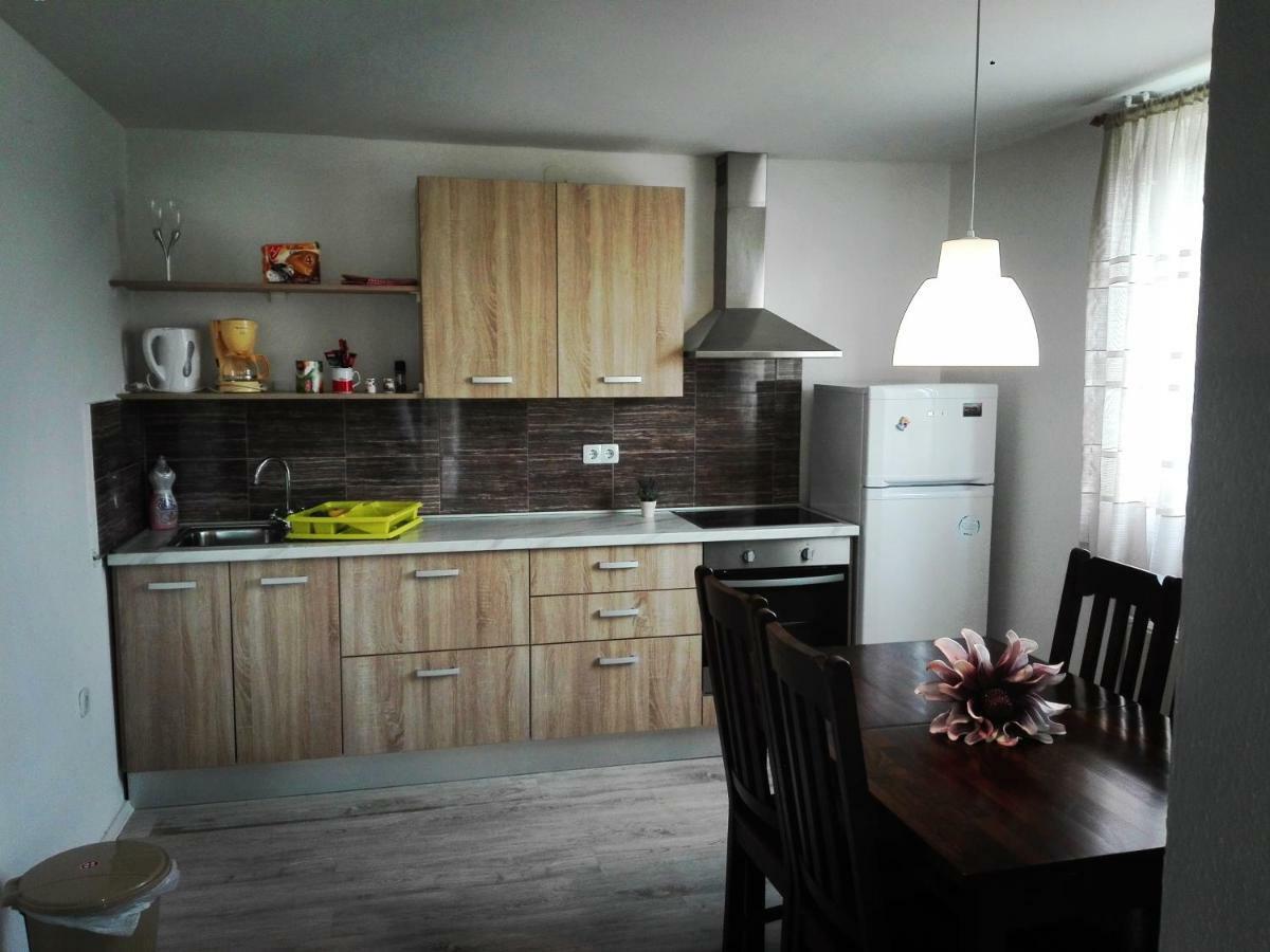 Apartments & Rooms Miamare ราโควิซา ภายนอก รูปภาพ
