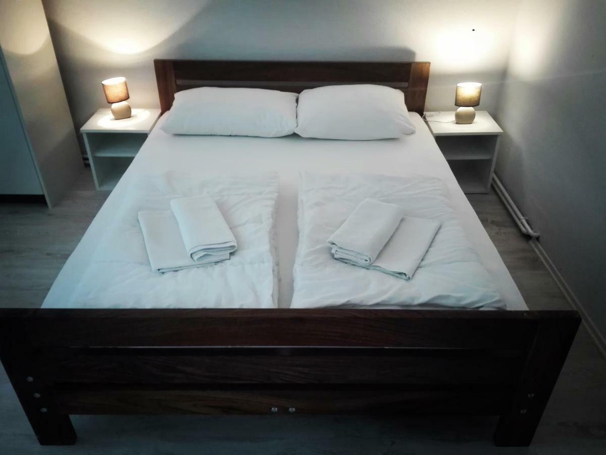 Apartments & Rooms Miamare ราโควิซา ภายนอก รูปภาพ