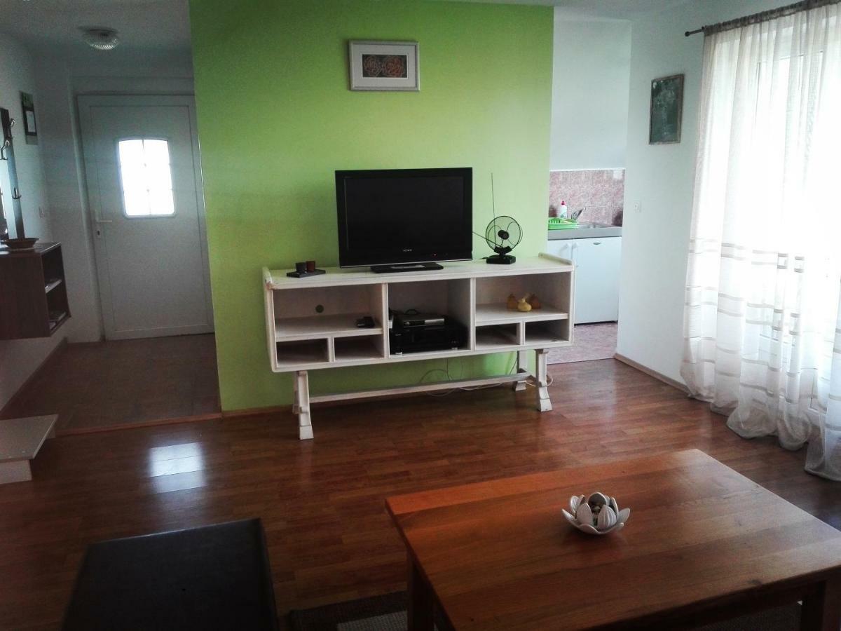 Apartments & Rooms Miamare ราโควิซา ภายนอก รูปภาพ