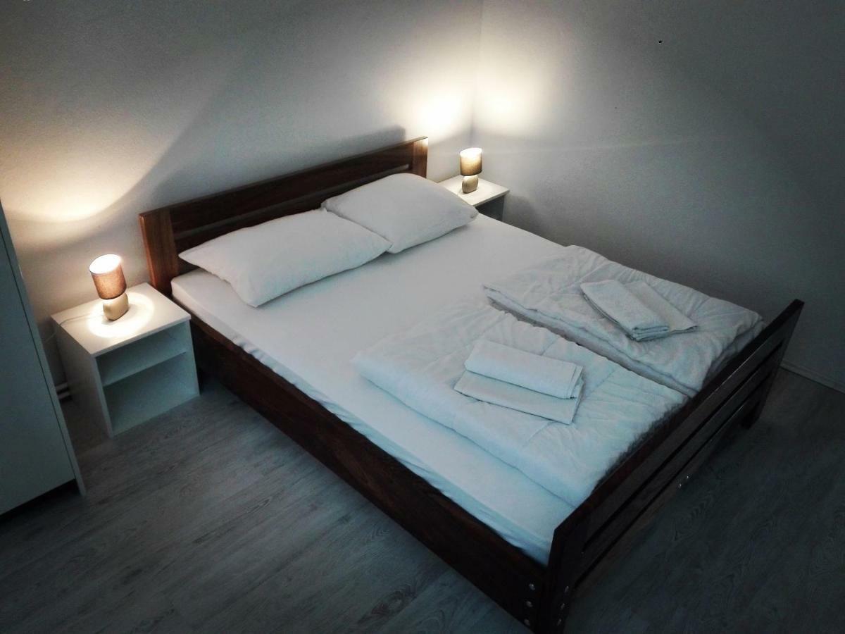 Apartments & Rooms Miamare ราโควิซา ภายนอก รูปภาพ